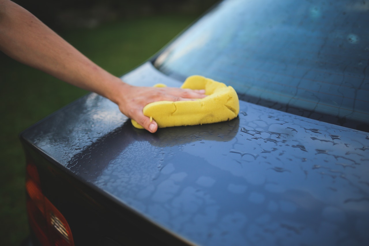 Hur tvättar man bilen?